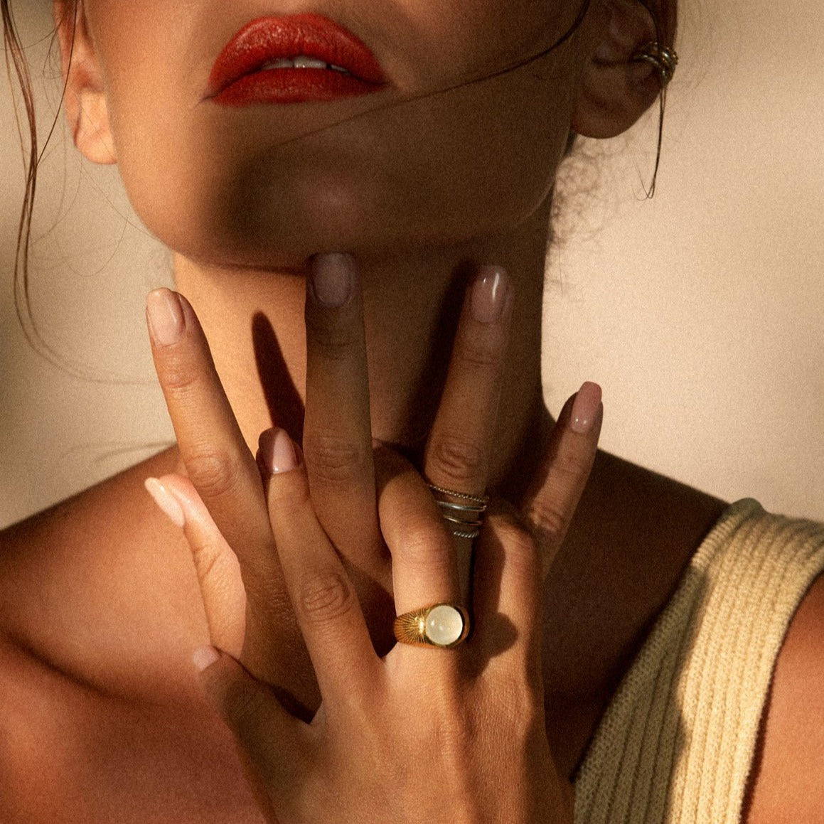 Radiance Ring / moonstone