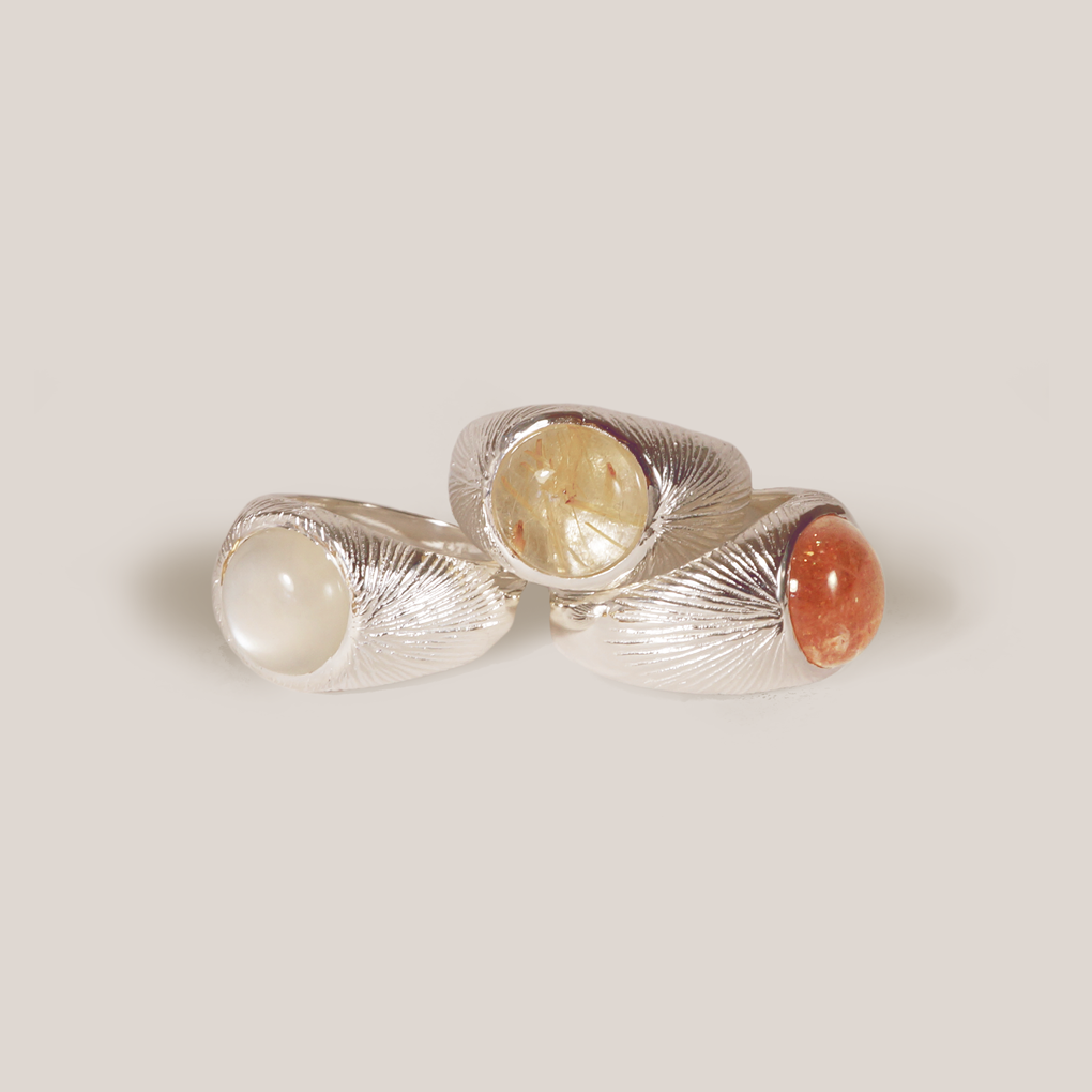 Radiance Ring / moonstone