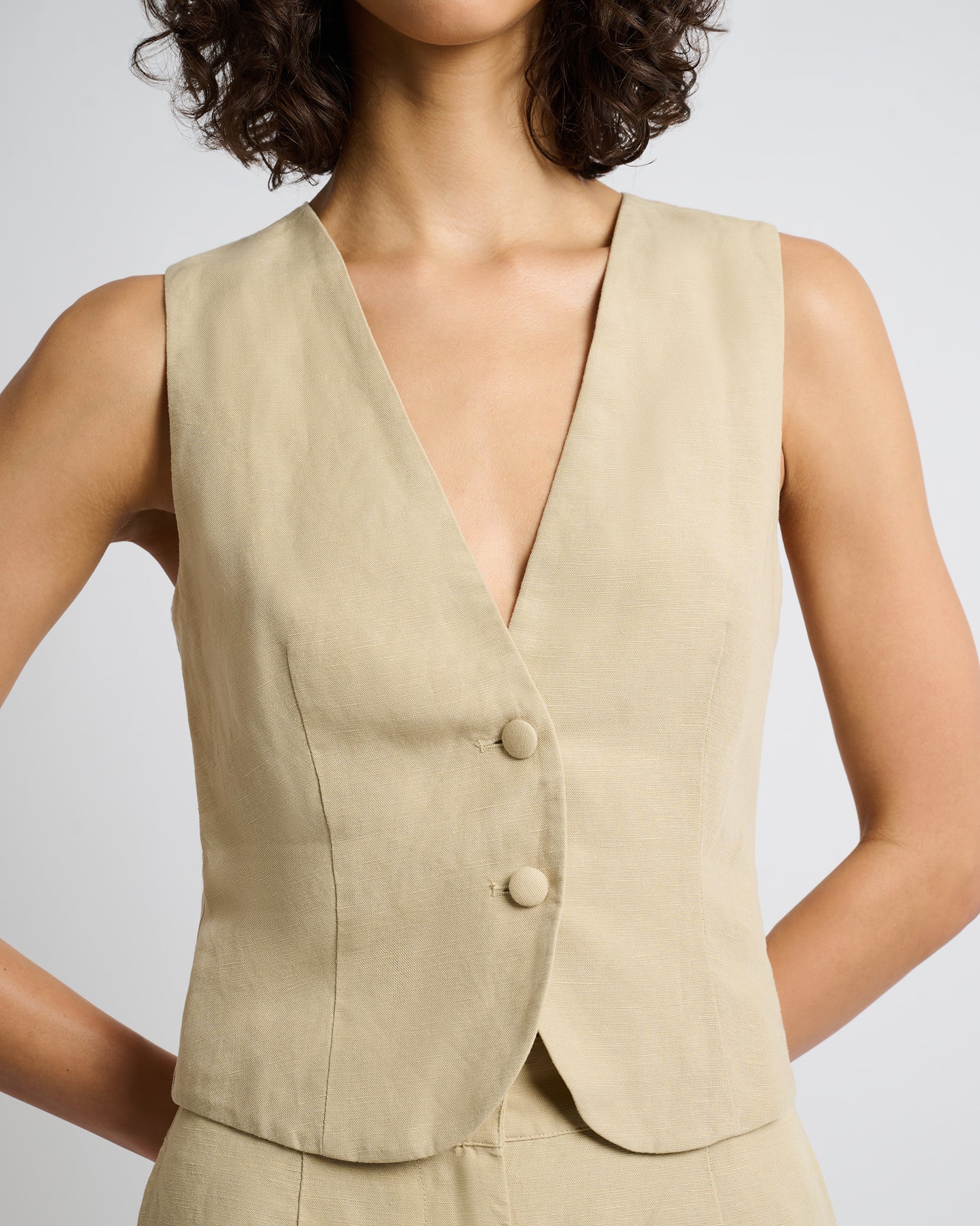 Air Linen Relaxed Vest