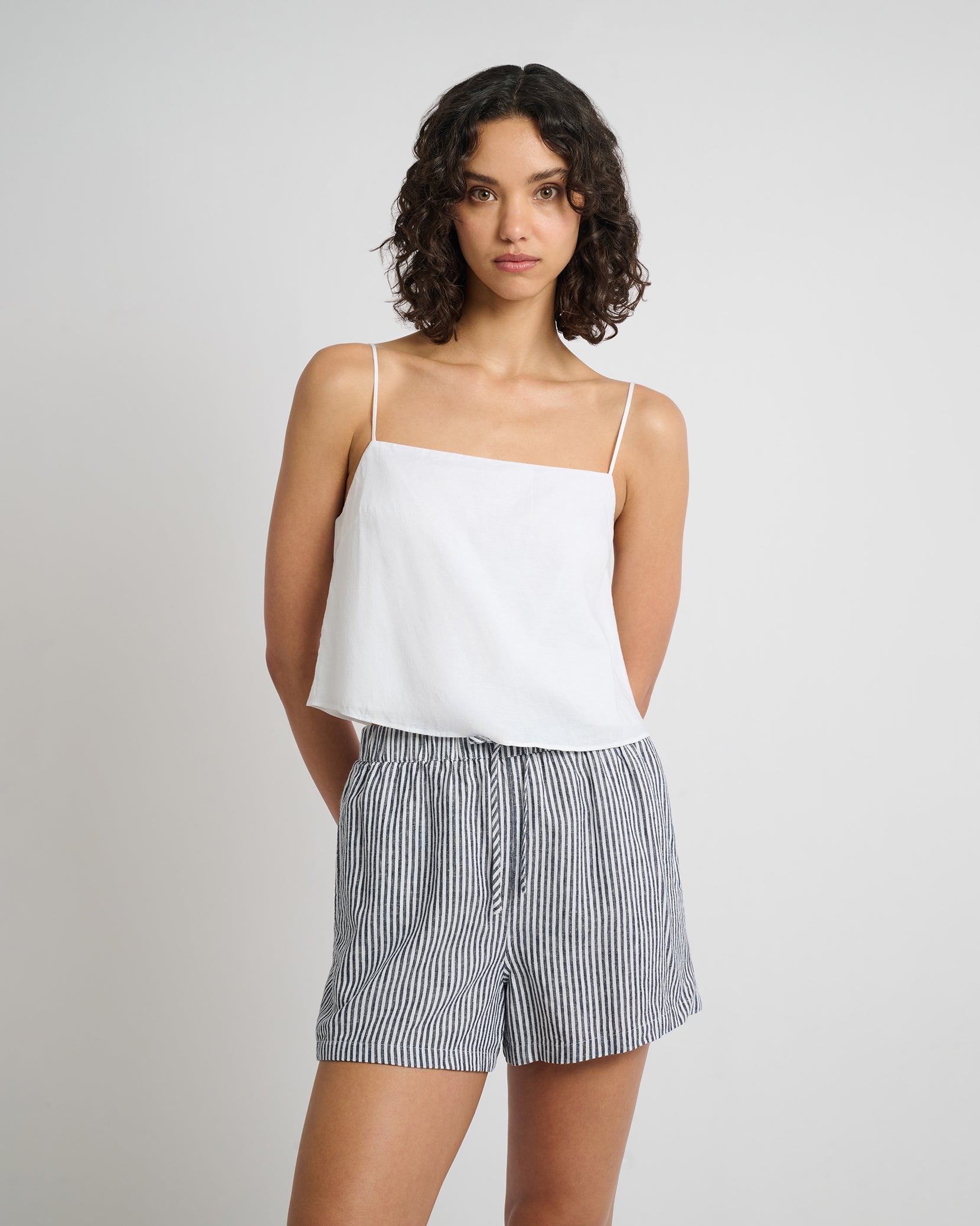 AIR LINEN SQAURE NECK TANK