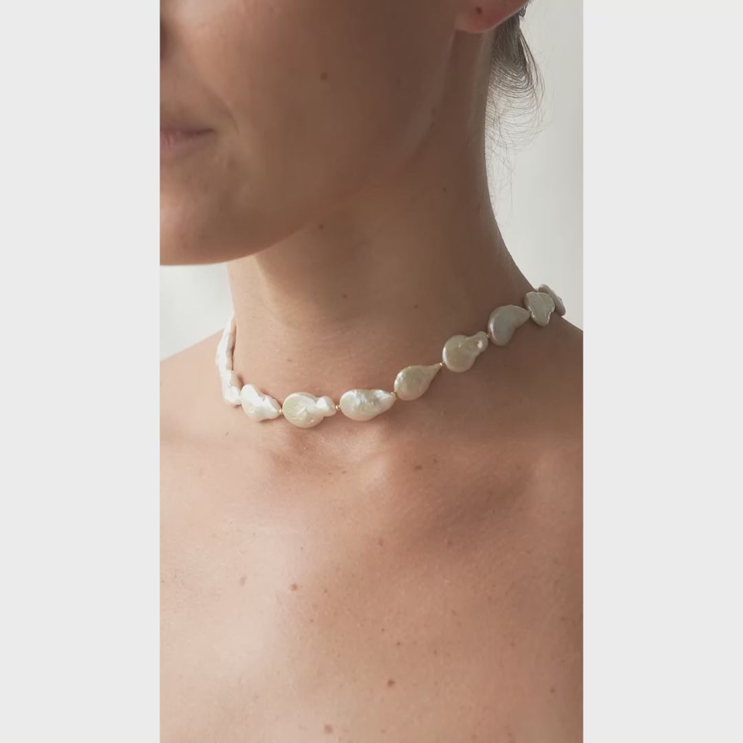 GILI CHOKER