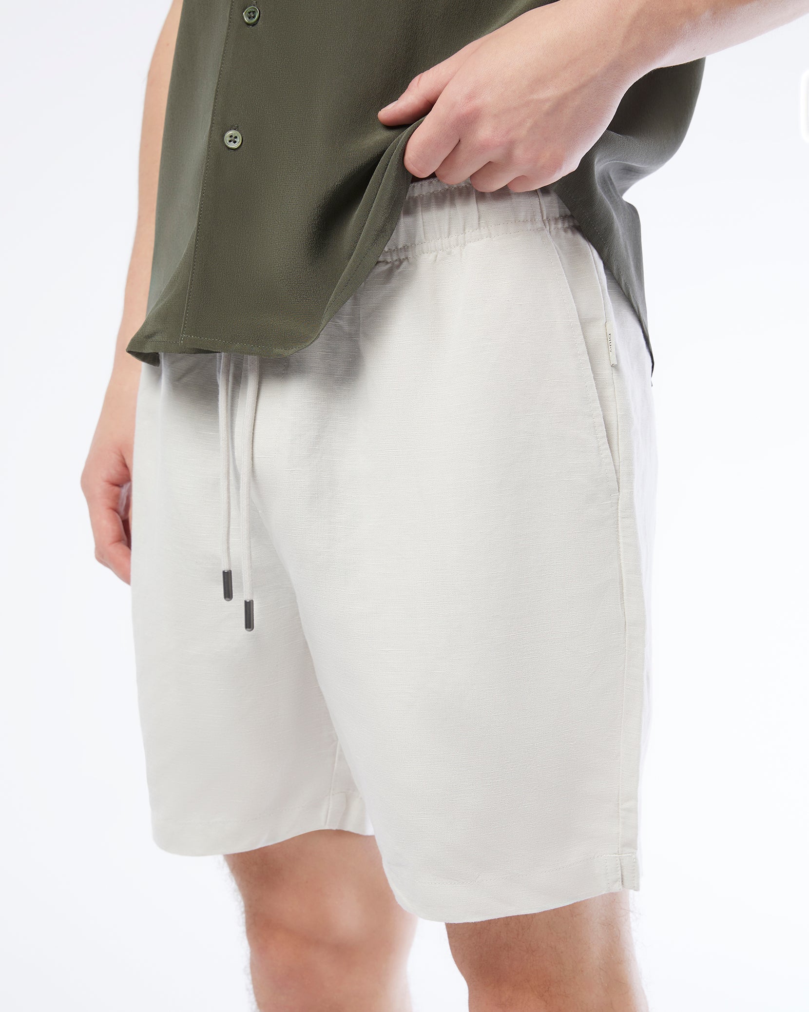Onia Air Linen Pull-on Short 6"