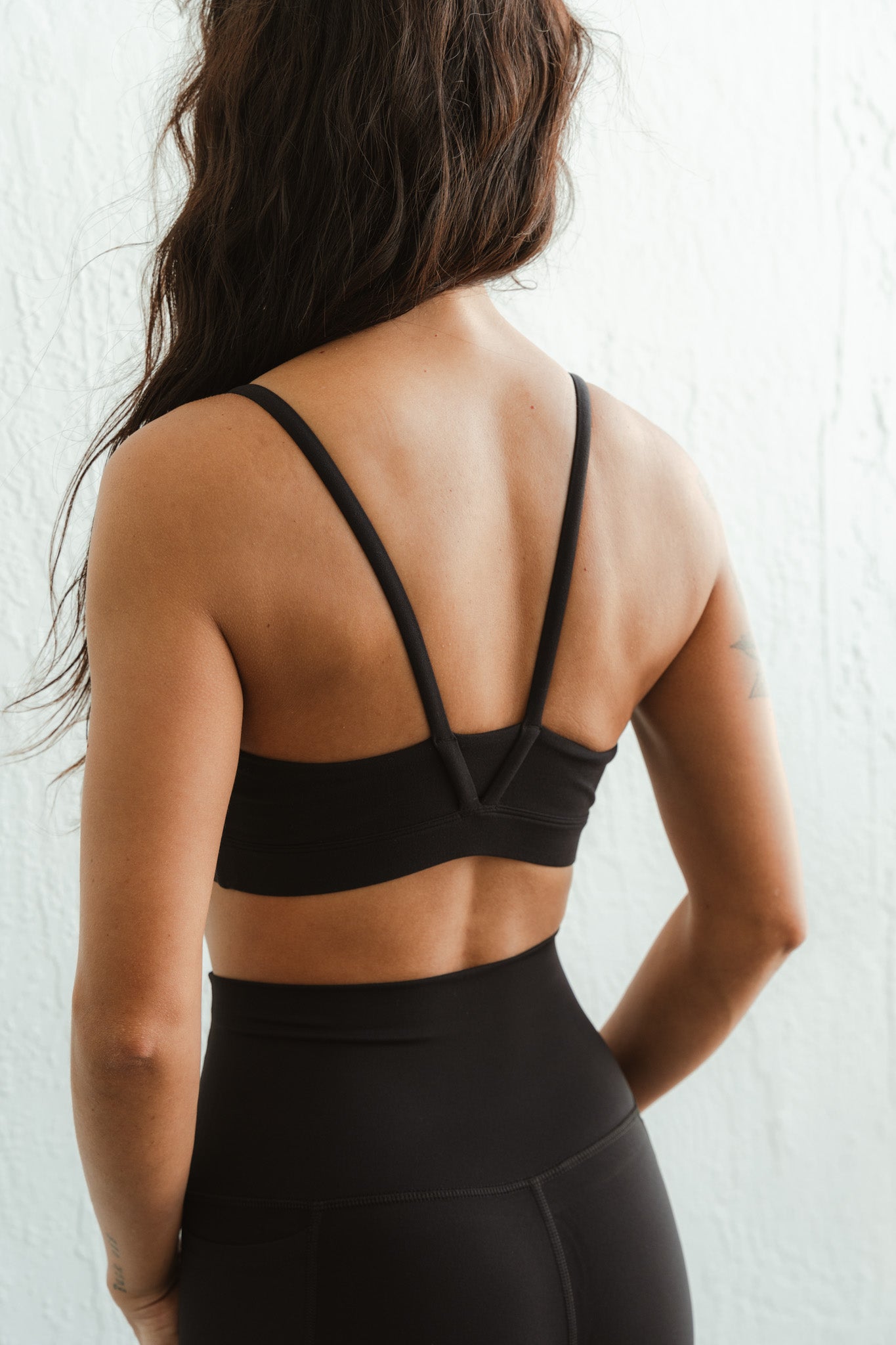 Alma No.3 – Essential Active Top