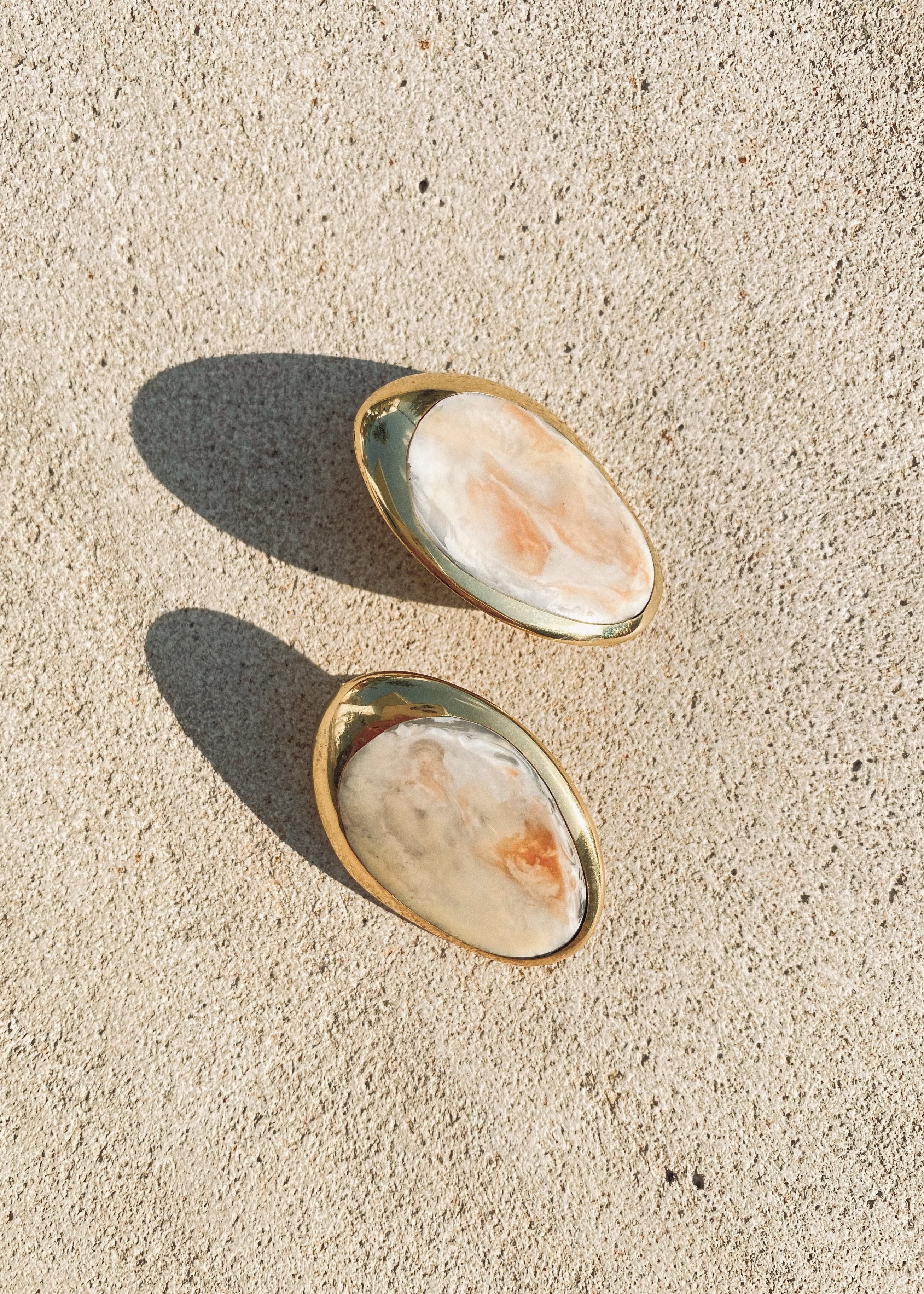 Hasa Earrings | Sandstone