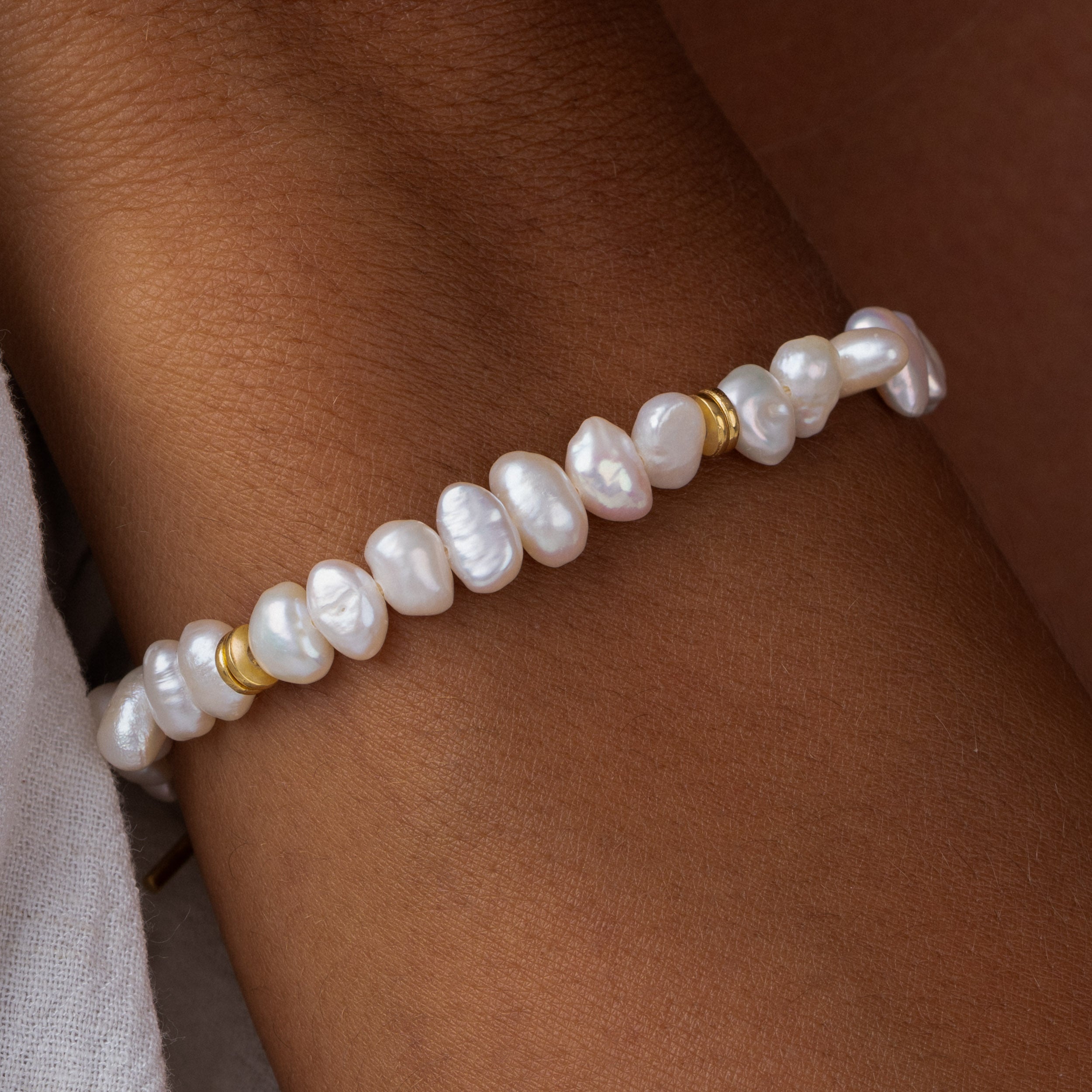 LEI BRACELET